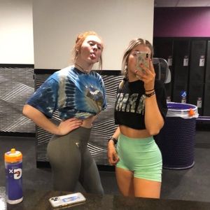 Meet your Posher, Emma